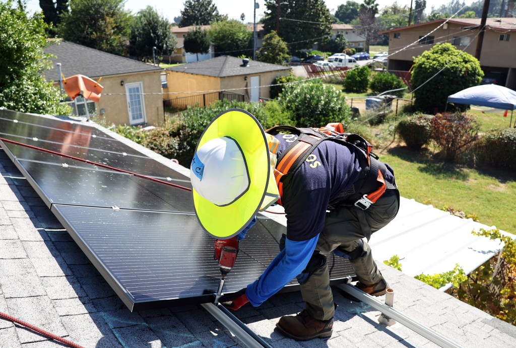 Are solar panels a good investment? New Berkeley study offers an answer